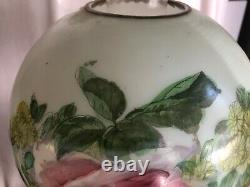 Gorgeous GONE WITH THE WIND Oil Lamp ROSE & DAISIES Milk Glass GWTW pink G2-1