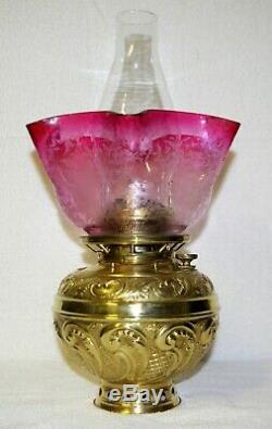 Graduated Clear To Cranberry Pink Finely Etched Kerosene Oil Lamp Shade Globe