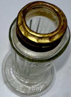 Grand Val's Time Indicating Oil Lamp Miniature Pride of America with Beehive Shade