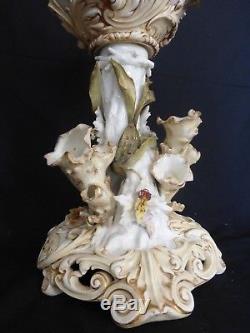 LOVELY MOORE Bros ENGLISH PORCELAIN ORCHIDS OIL LAMP CIRCA 1870-80 No2