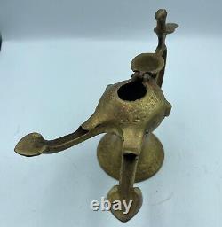 Museum Quality Rare Ancient Roman Bronze Oil Lamp