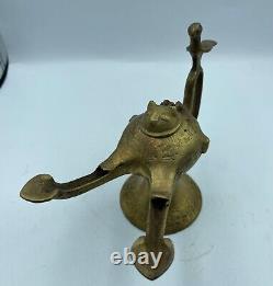 Museum Quality Rare Ancient Roman Bronze Oil Lamp