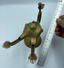 Museum Quality Rare Ancient Roman Bronze Oil Lamp