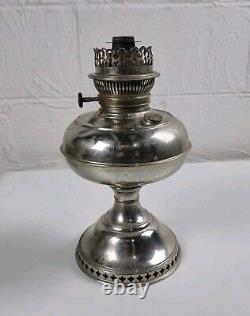 Original Antique Rayo Center Draft Kerosene Oil Lamp, Flame Spreader & Wick