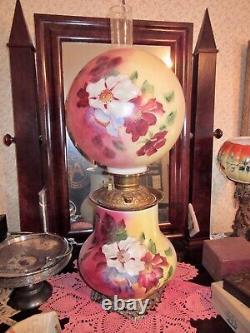 PAINTER SIGNED Antique Gone with the Wind Oil Lamp (GWTW Parlor Lamp) SCARCE