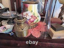 PAINTER SIGNED Antique Gone with the Wind Oil Lamp (GWTW Parlor Lamp) SCARCE