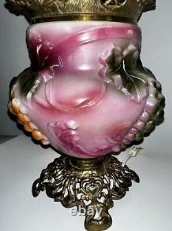 Pittsburgh Success Puffy Grape GWTW Lamp Kerosene Oil Opal Glass Antique