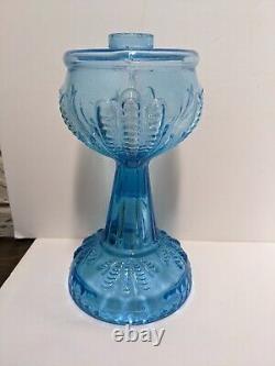 READ Antique Oil Kerosene Lamp Blue Turkey foot US Glass