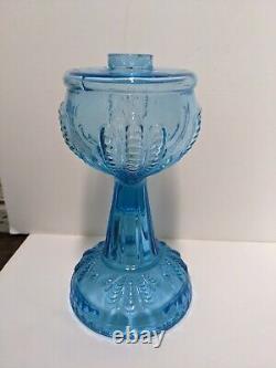 READ Antique Oil Kerosene Lamp Blue Turkey foot US Glass