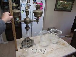 Rare Form, Antique Dual Banquet Parlor Oil Lamp Duplex Burners