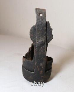 Rare antique 18th century hand wrought iron double cruise Betty oil burning lamp