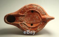 Roman North African Red Ware Terracotta Oil Lamp Depicting A Fish (m491)