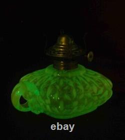 SCARCE Antique Blue Opalescent SNOWFLAKE Miniature Oil Hand/Finger Lamp S1-40