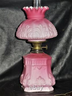 S-368 EOD Spattered Vertically Embossed Art Glass Mini Oil Lamp MINT Very Rare