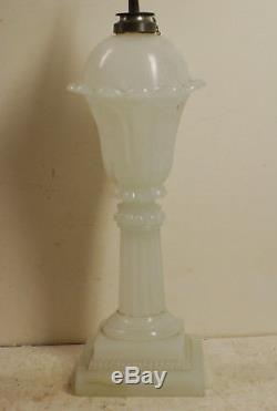 Sandwich glass clambroth whale oil lamp, 14 with burner, no damage, 1865-75