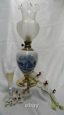 Table Lamp Parlor GWTW Oil Antique Vintage Delft Kerosene Porcelain Banquet
