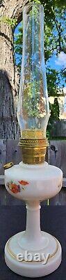 Unused Aladdin Simplicity B-26 Oil Lamp Alacite Ivory Color With Decal Complete