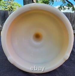 Unused Aladdin Simplicity B-26 Oil Lamp Alacite Ivory Color With Decal Complete