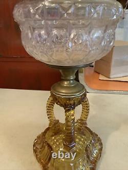 VINTAGE Antique Oil TABLE LAMP GWTW BANQUET Parlor GLASS Cathedral EAPG With SHADE