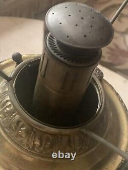 VINTAGE BRASS OIL LAMP THE NEW ROCHESTER GENUINE OIl LAMP BUY IT NOW