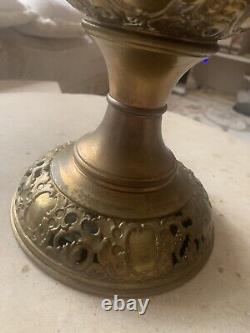 VINTAGE BRASS OIL LAMP THE NEW ROCHESTER GENUINE OIl LAMP BUY IT NOW