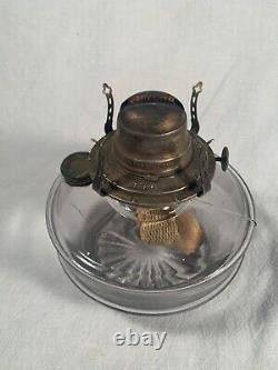 Vict B&H style Cast Iron Wall Bracket Oil Lamp with Reflector & Wall Plate c1880