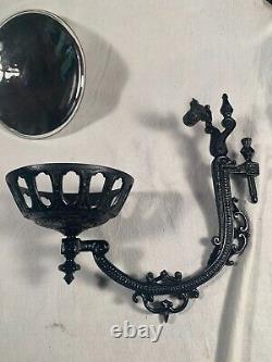 Vict B&H style Cast Iron Wall Bracket Oil Lamp with Reflector & Wall Plate c1880