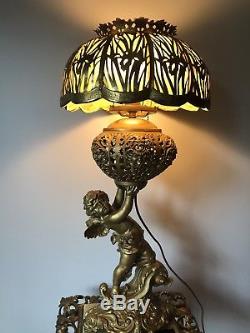 Victorian CHERUB Banquet Parlor Oil Lamp Ornate Cast Metal victorian shade