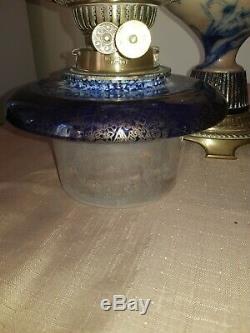 Victorian Royal Doulton Oil Lamp