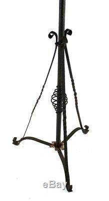 Victorian Wrought Iron Extending Floor Stand Oil Lamp with Glass Shade P4812