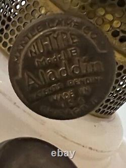 Vintage Aladdin Oil Lamp Alacite Lincoln Drape Nu-Type Model B Burner With Shade
