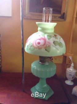 Vintage Antique Aladdin Cathedral Green Moonstone Jadeite Glass Oil Lamp & Shade