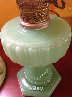 Vintage Antique Aladdin Cathedral Green Moonstone Jadeite Glass Oil Lamp & Shade