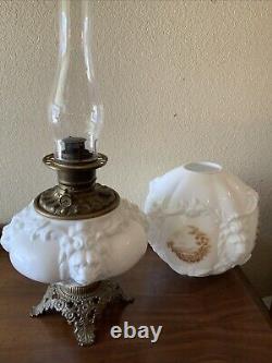 Vintage Antique Fostoria Oil Lamp Consolidated Lions Head Puffy GWTW Parlor