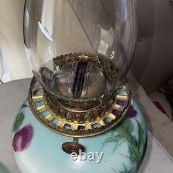 Vintage Antique Gone With Wind Oil Lamp Hand Painted Globes Climax USA Pretty