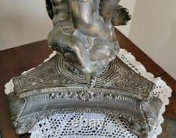 Vintage Beautiful Large Victorian Parlour Oil/Lamp withCupid/Cherub and Crystals