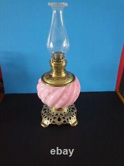 Vintage Victorian Fostoria Gone With The Wind Oil Lamp, Kerosene, 1890s Palor