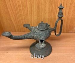 Wonderful Museum Quality Rare Ancient Roman Bronze Oil Lamp