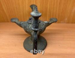 Wonderful Museum Quality Rare Ancient Roman Bronze Oil Lamp