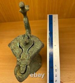 Wonderful Museum Quality Rare Ancient Roman Bronze Oil Lamp